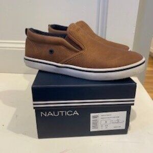 Nautica Kid's Slip-On Casual Shoe (Tan size 3)